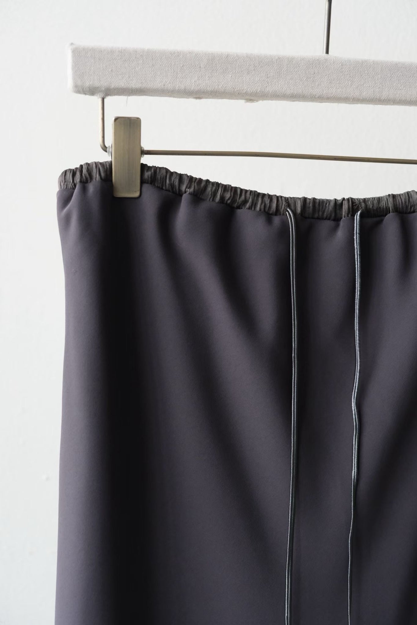 Elastic Band Drape Long Skirt (10-12Sep超抵價$398, 之後批發價$448)