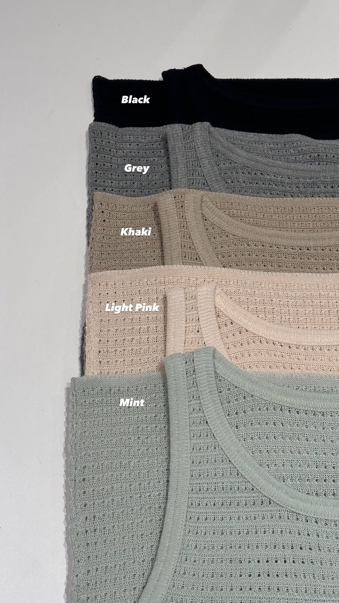 Perfect Crew Neck Vest (28-30May 超抵價$268, 之後批發價$298)