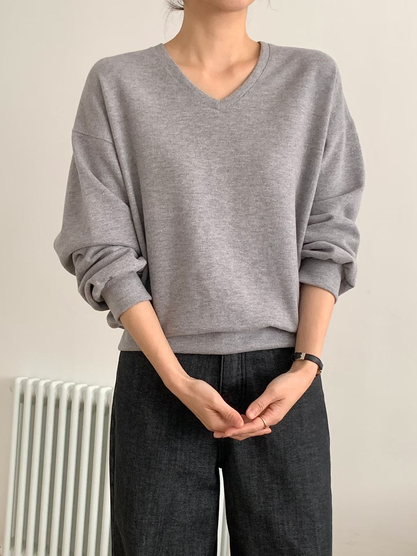 V Neck Fit Cut Knit Sweater (加購$228)