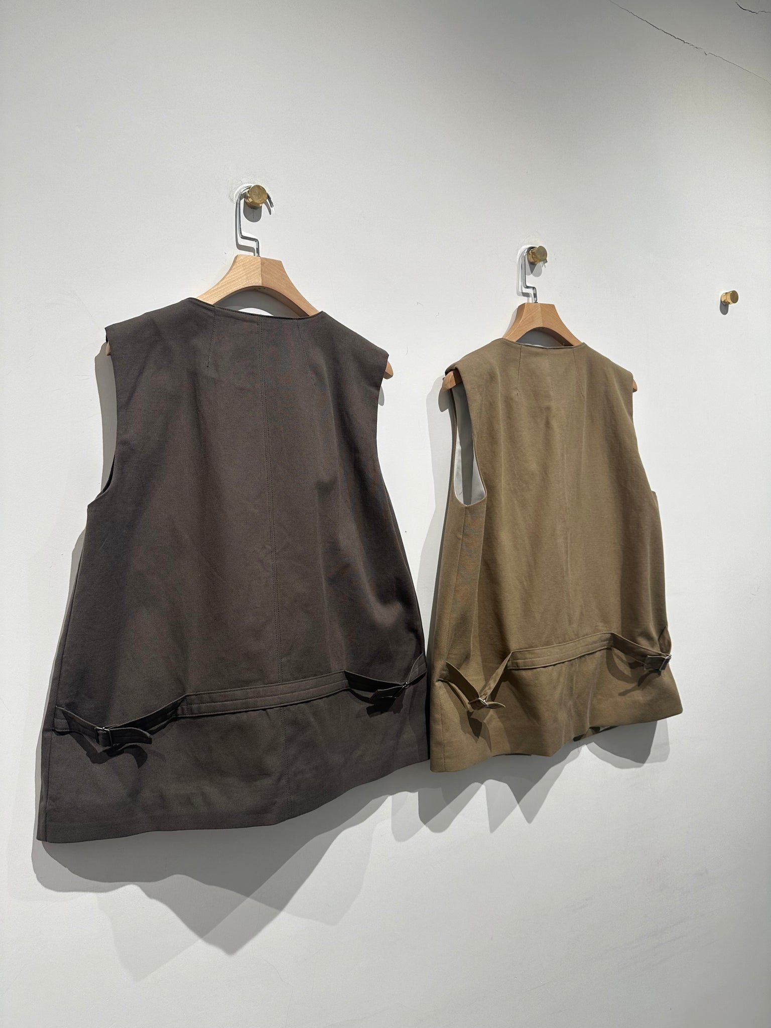 Relaxing Cut Cotton Gilet (5-6Jun 超抵價$698, 之後批發價$768)