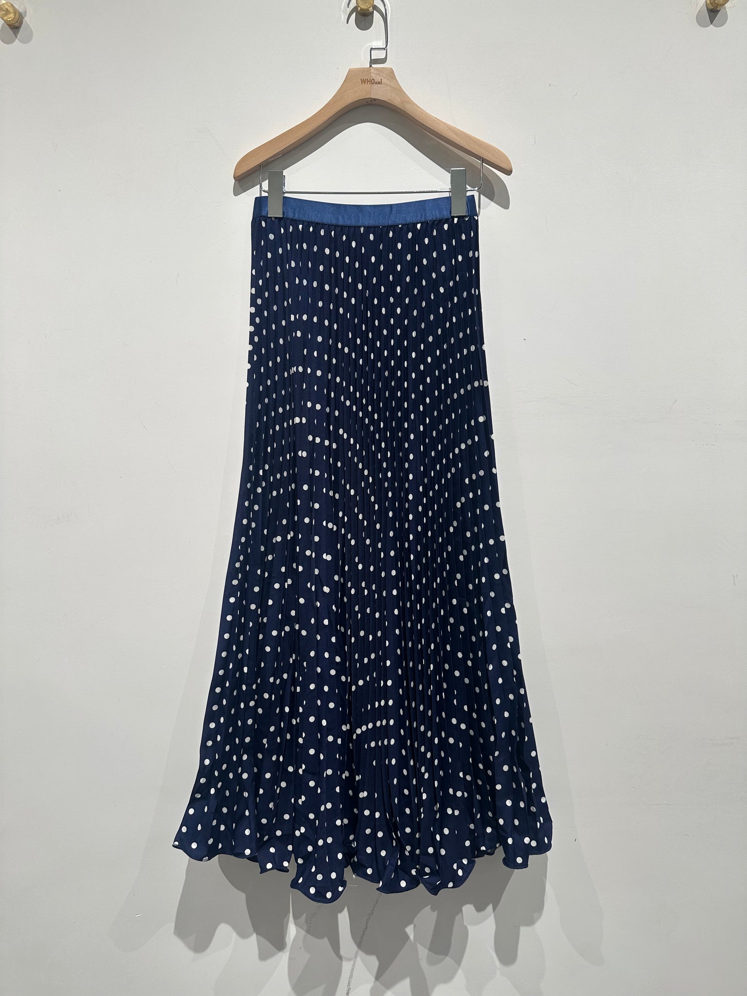 Dotted Pleated Skirt  (2-5Jul 超抵價$298, 之後批發價$398)