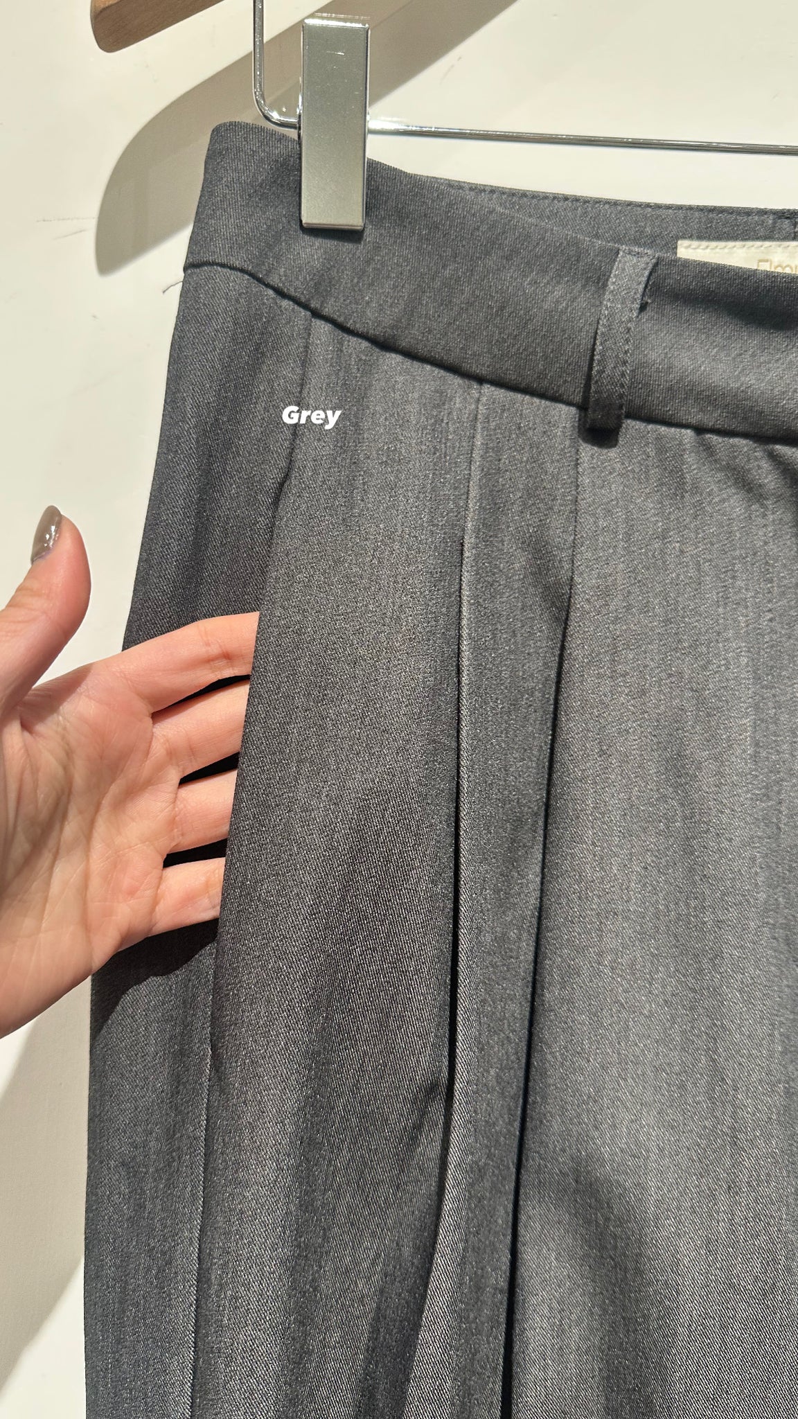 OMG Tailor Pants (限時超抵快閃價$428至今晚23:59, 19-20Jun 超抵價$448, 之後批發價$468)