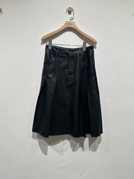 Faux Leather Fold Skirt (5-8Nov $298, 之後批發價$398）