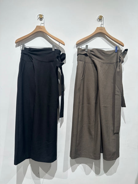 B4 Hay tie skirt  (9-11Oct $448, 之後批發價$468）