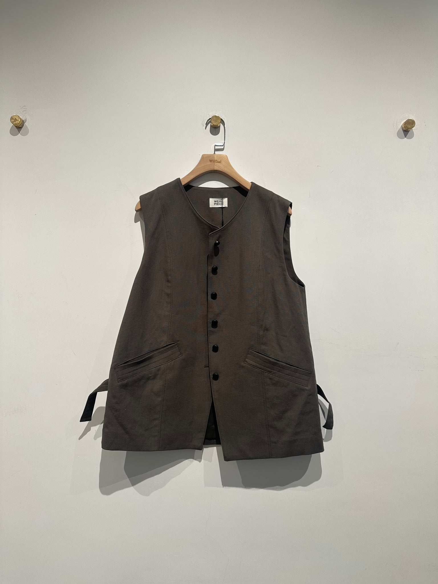 Relaxing Cut Cotton Gilet (5-6Jun 超抵價$698, 之後批發價$768)