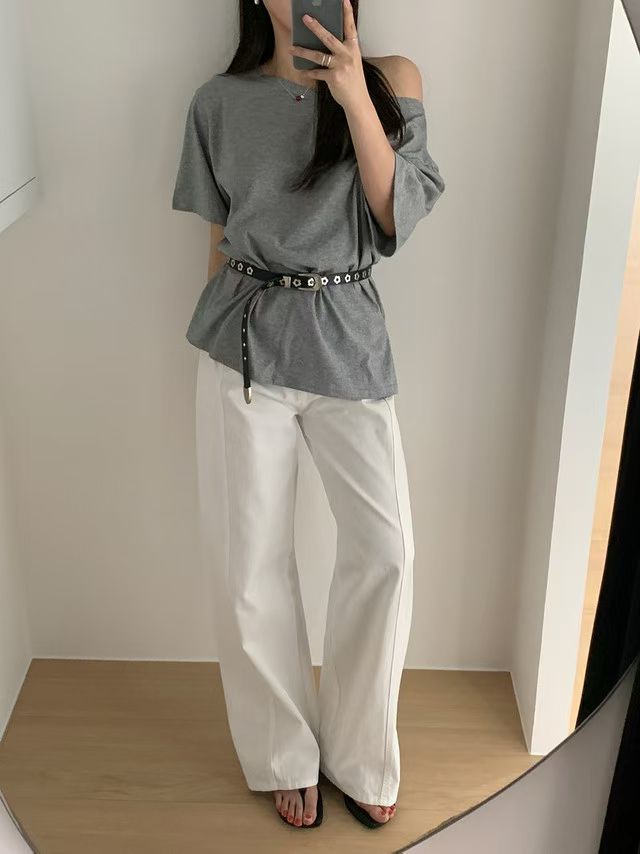 Oversize Single Shoulder Tee (18-20Jun 超抵價$298, 之後批發價$328)