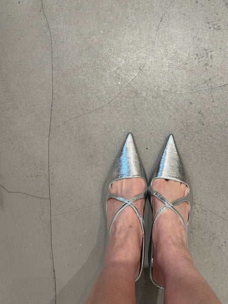 Silver Cross Pointed Mules  (限時超抵快閃價$448至今晚23:59, 18-20Jun 超抵價$468, 之後批發價$498)