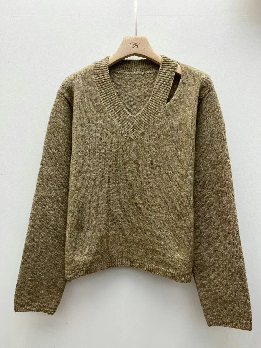 Cut Out Soft Knit Top (加購$298)