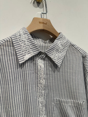 Embroidered Stripe Shirt (16-18Apr $468, 之後批發價$498）