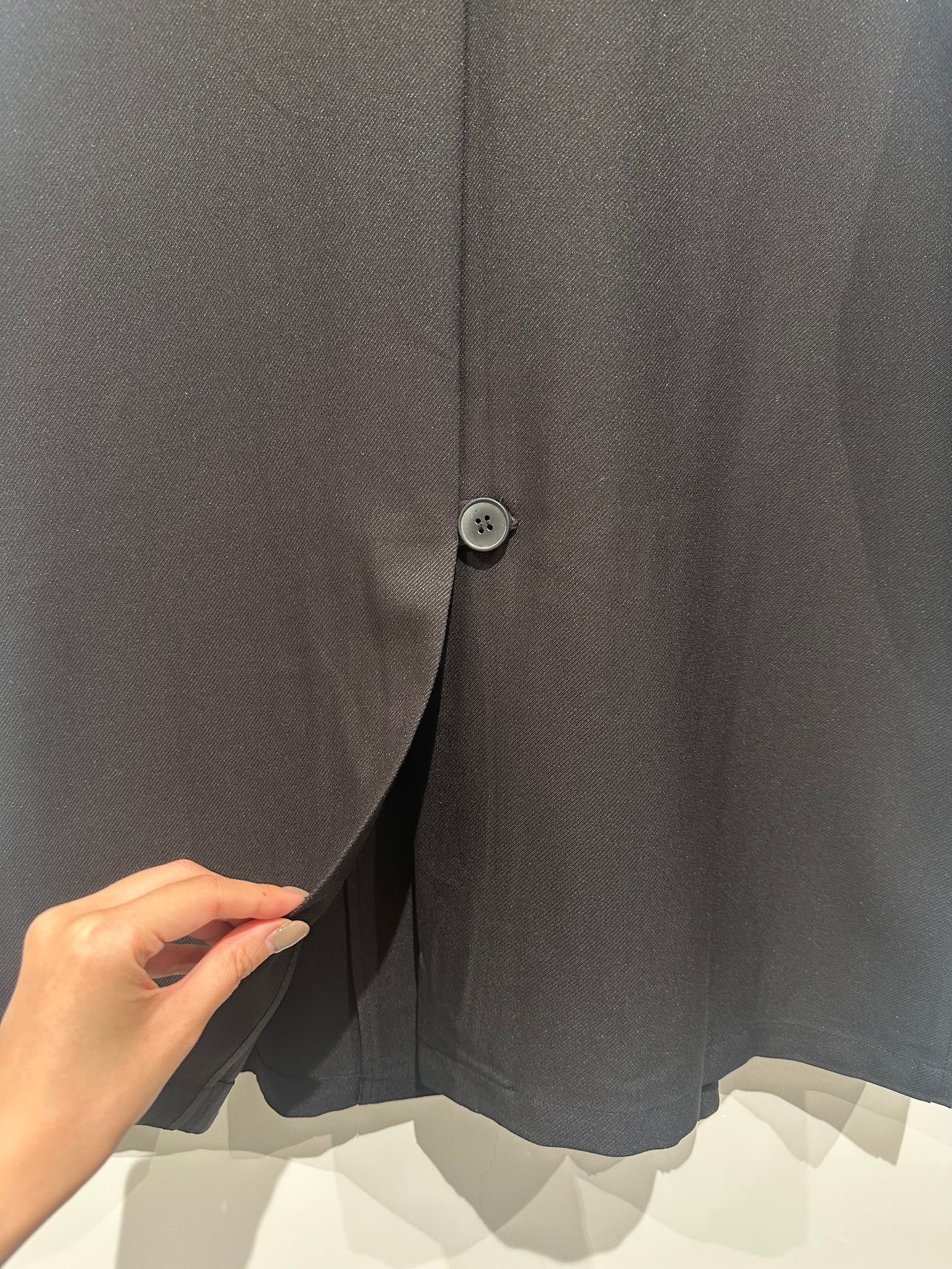 Deluxe Back Button Gilet (限時超抵快閃價$398至今晚23:59, 3-5Jul 超抵價$468, 之後批發價$598)