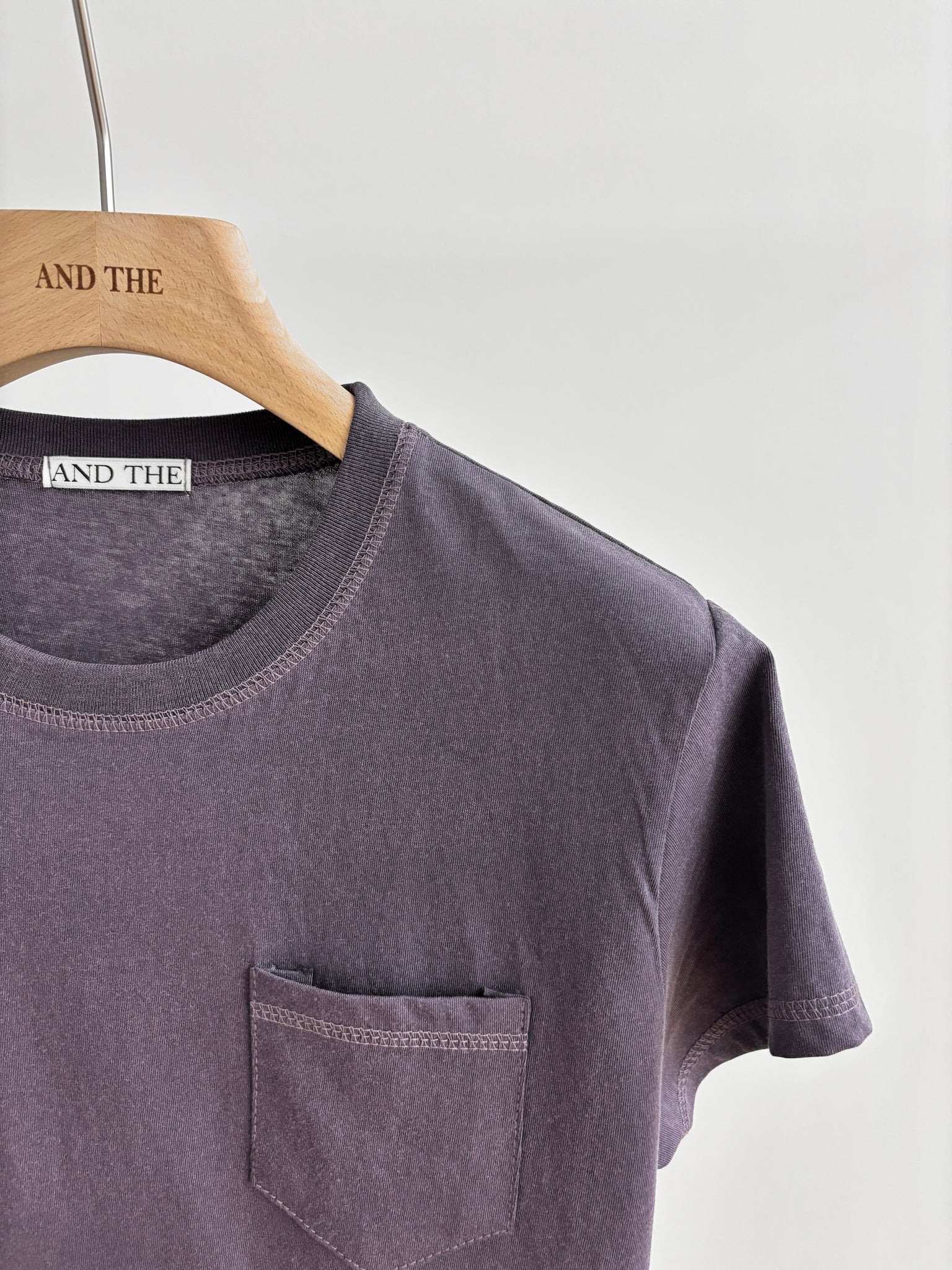 Stitiched Pocket Tee (31Jul-2Aug 超抵價$248, 之後批發價$268)