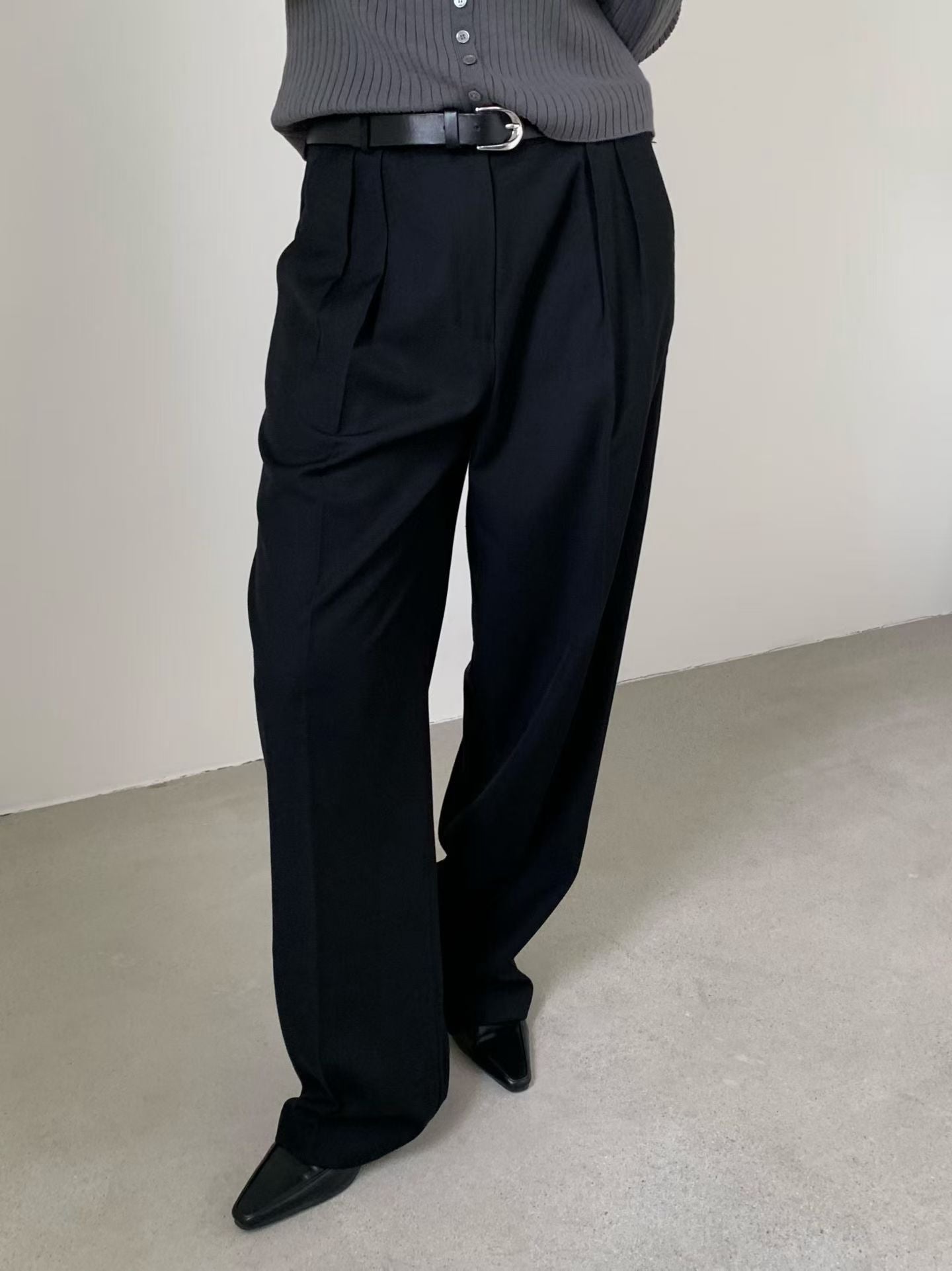 Asymmetric Back Pocket Tailor Pants (9-11Sep超抵價$468, 之後批發價$498)