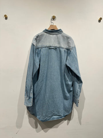 Delicate Denim Shirt (2-4Sep 超抵價$498, 之後批發價$598)
