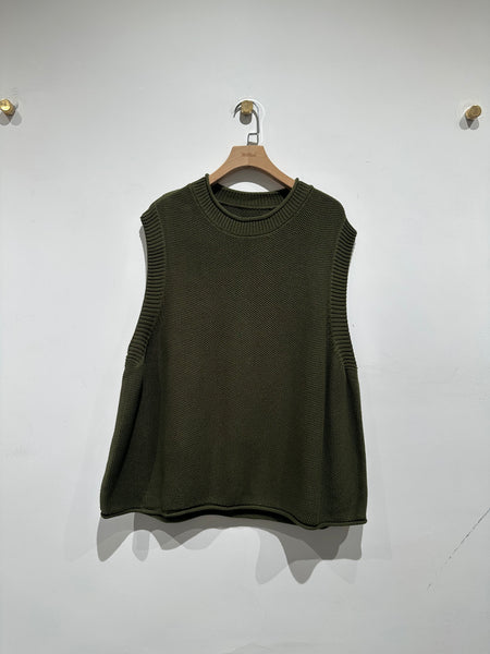 Thick Collar Oversize Knit Vest