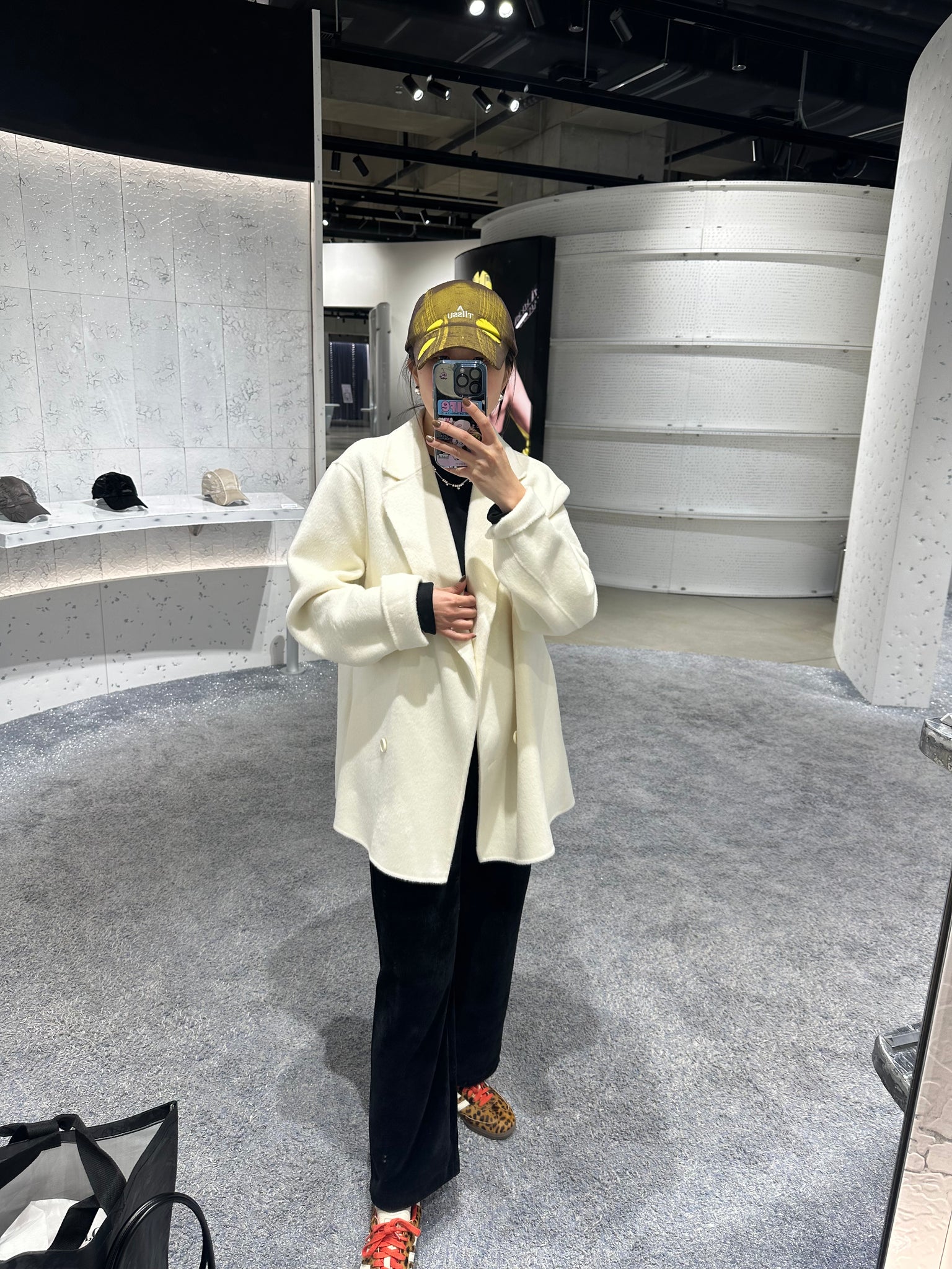 Handmade Super Light Wool Coat  (加購$798）