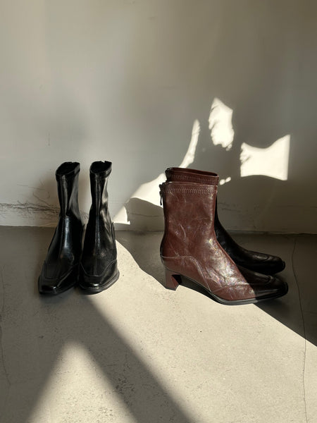 Stitched Leather Ankle Boots (14-16Jan $468, 之後批發價$598）