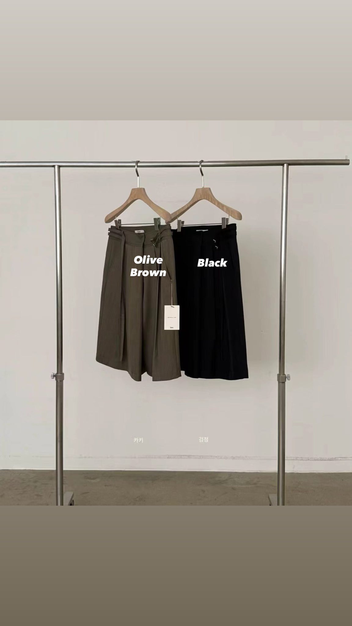 Side Buckle Bermuda Shorts  (24-27Jun 超抵價$498, 之後批發價$528)