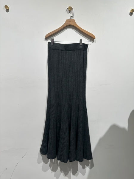 Knit Fishtail Skirt (15-18Jan $298, 之後批發價$368）