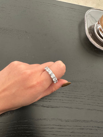 R7 (25-27Nov $398, 之後批發價$428）