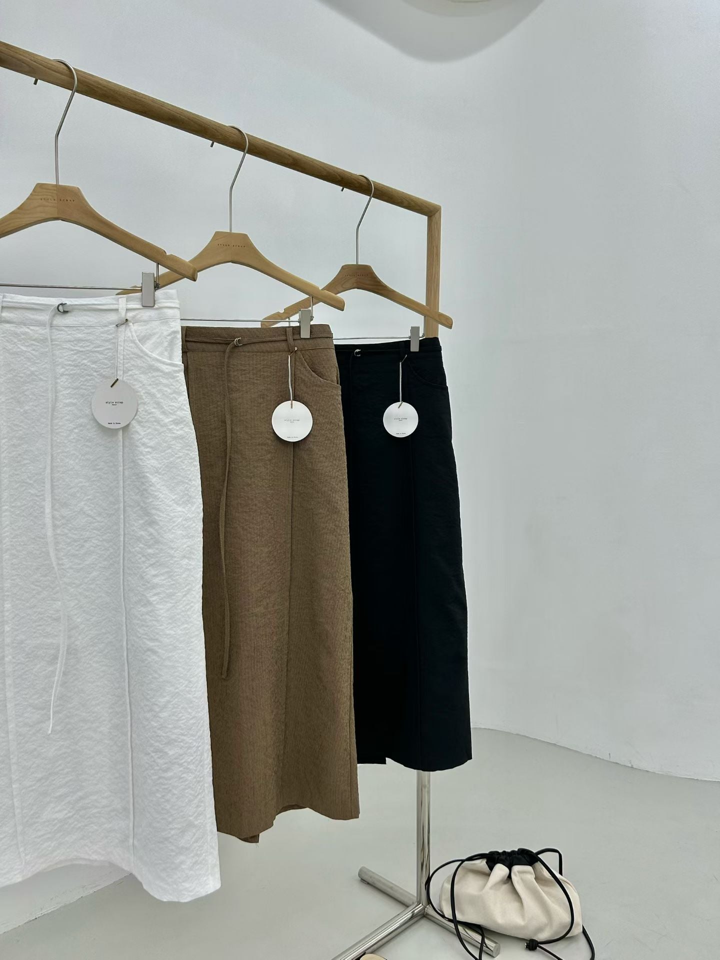 Cool Fabric Skirt (18-20Jun 超抵價$368, 之後批發價$398)