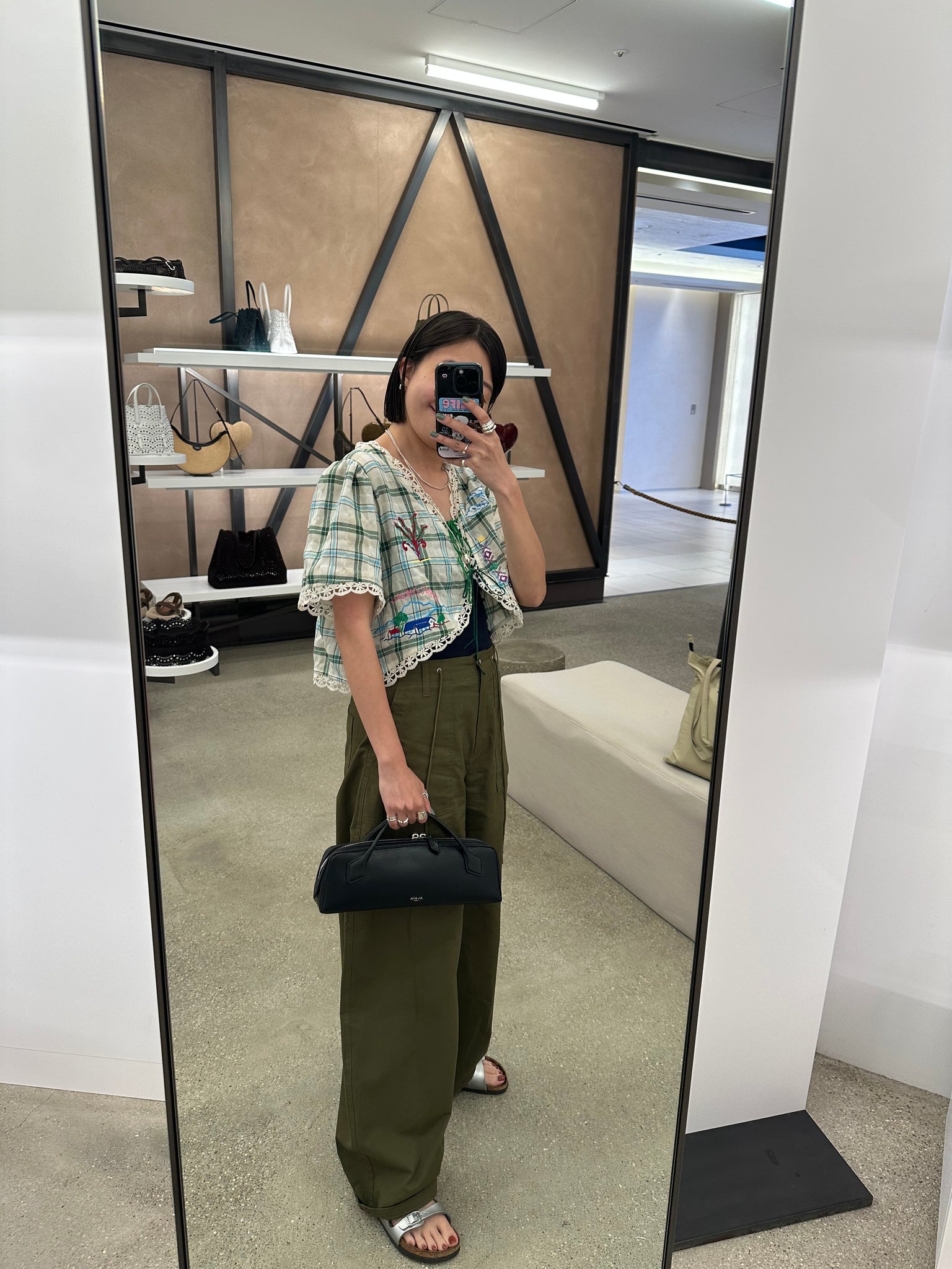 Deluxe Embroidered Tie Top (31Jul-2Aug 超抵價$668, 之後批發價$698)