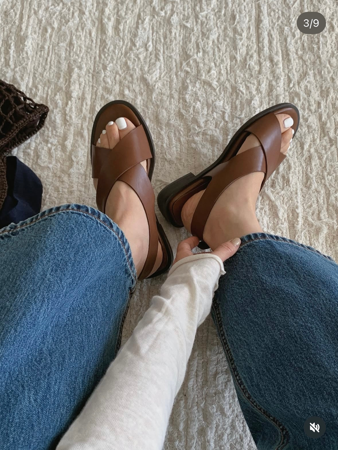 Genuine Leather Classy Cross Sandal (28-30May 超抵價 $528, 批發價$568)
