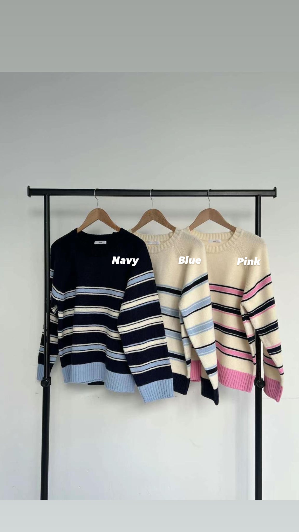 Stripe Line Knit Top