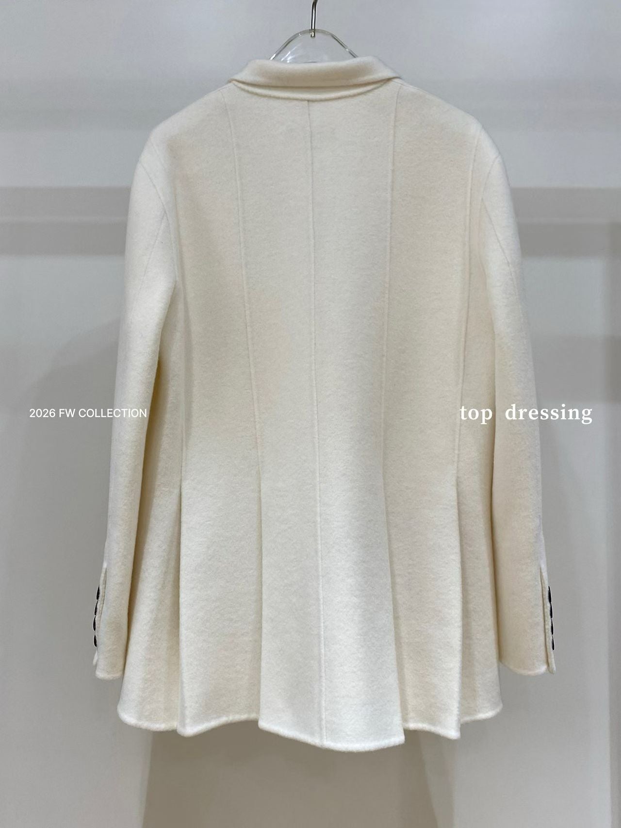 Deluxe Back Pleated Handmade Wool Coat (29-31Oct超抵價$1780, 之後批發價$1890)