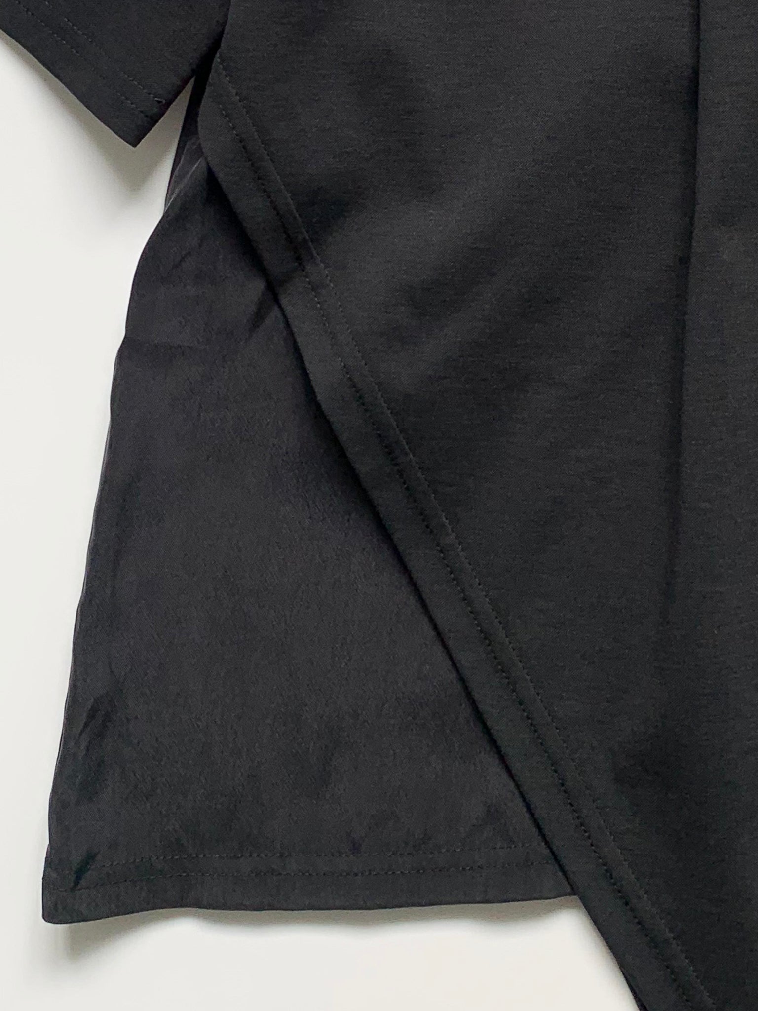 Layers Cut Polo Black