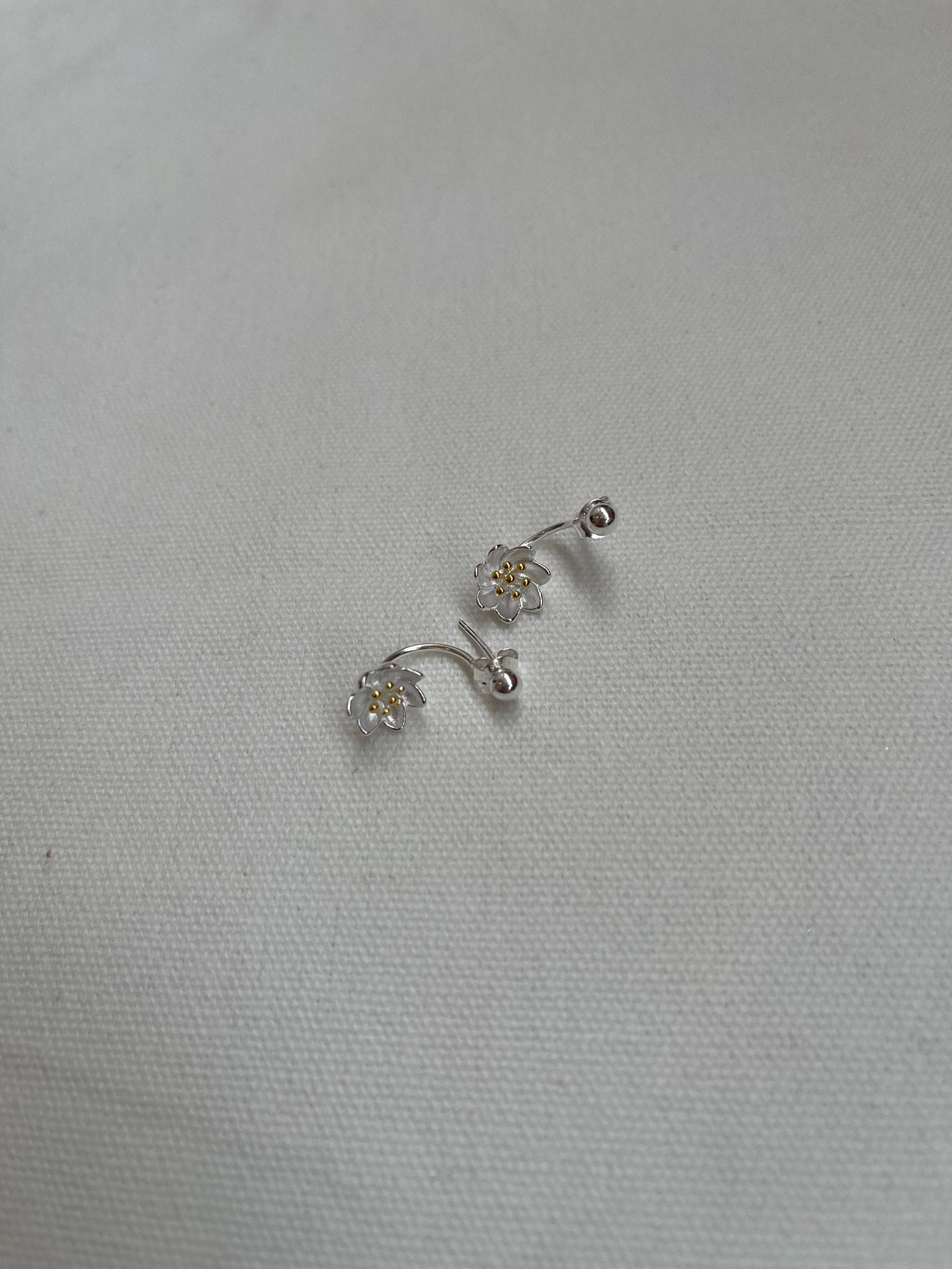 925 Silver Curve Flower Earrings