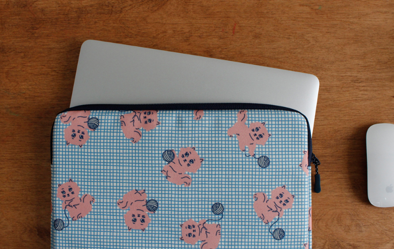 Laptop/iPad Pouch Meow Meow - whoami