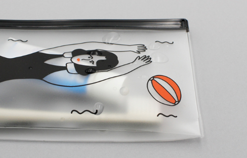 Clear Pouch Girl And Beach Ball (1pc)