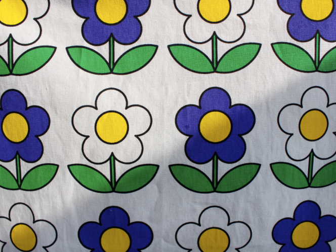 Fabric poster_Petit Flower - whoami
