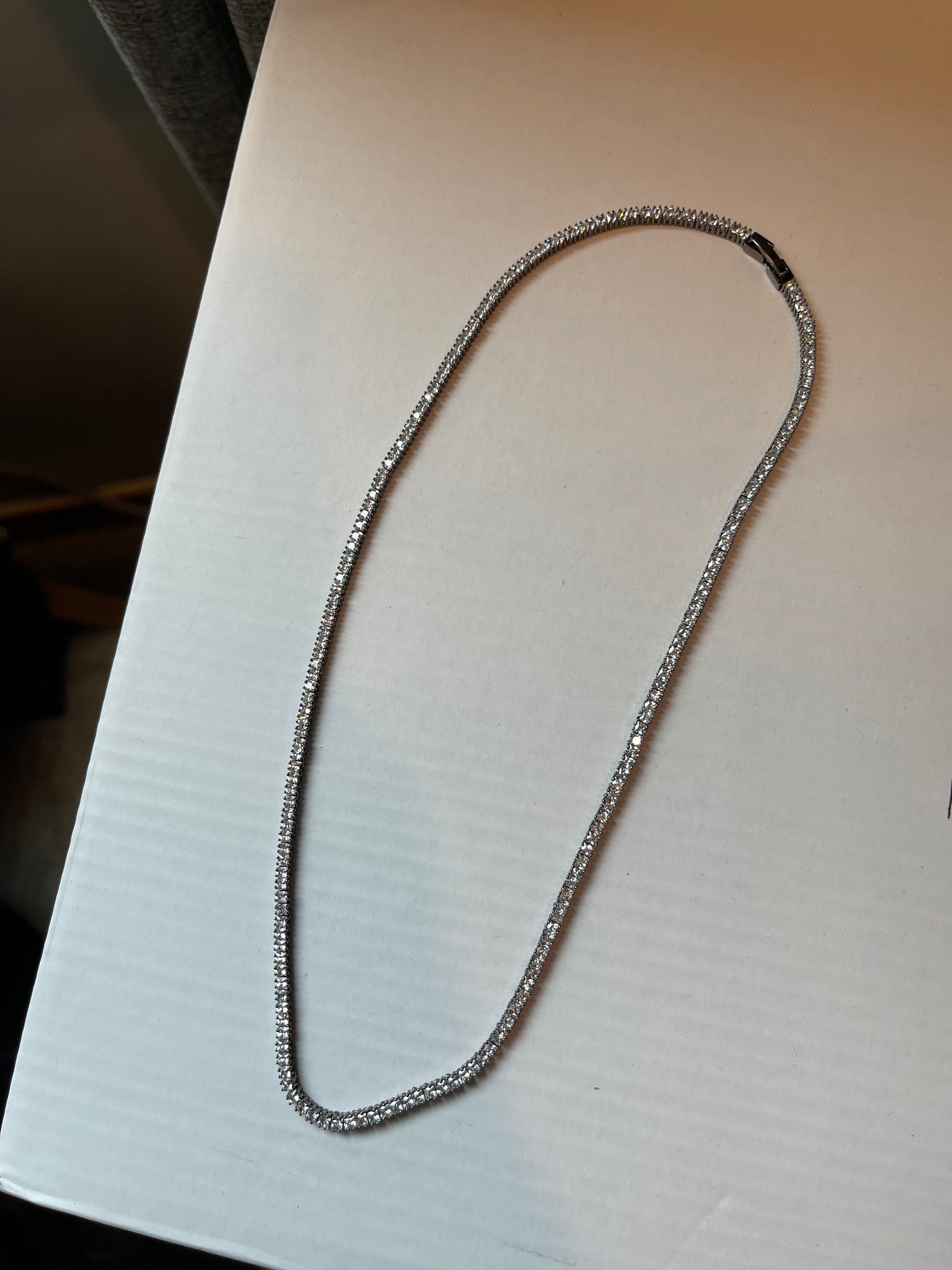WS2023MAR239 (16" Silver Black Sparkle Necklace)