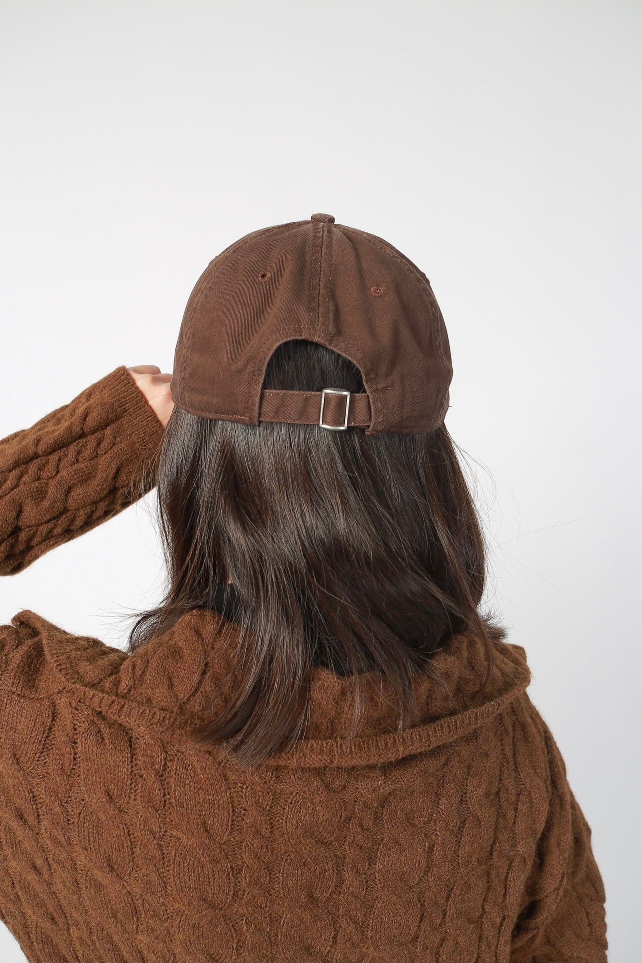 Washed Embroidered H Cap Brown