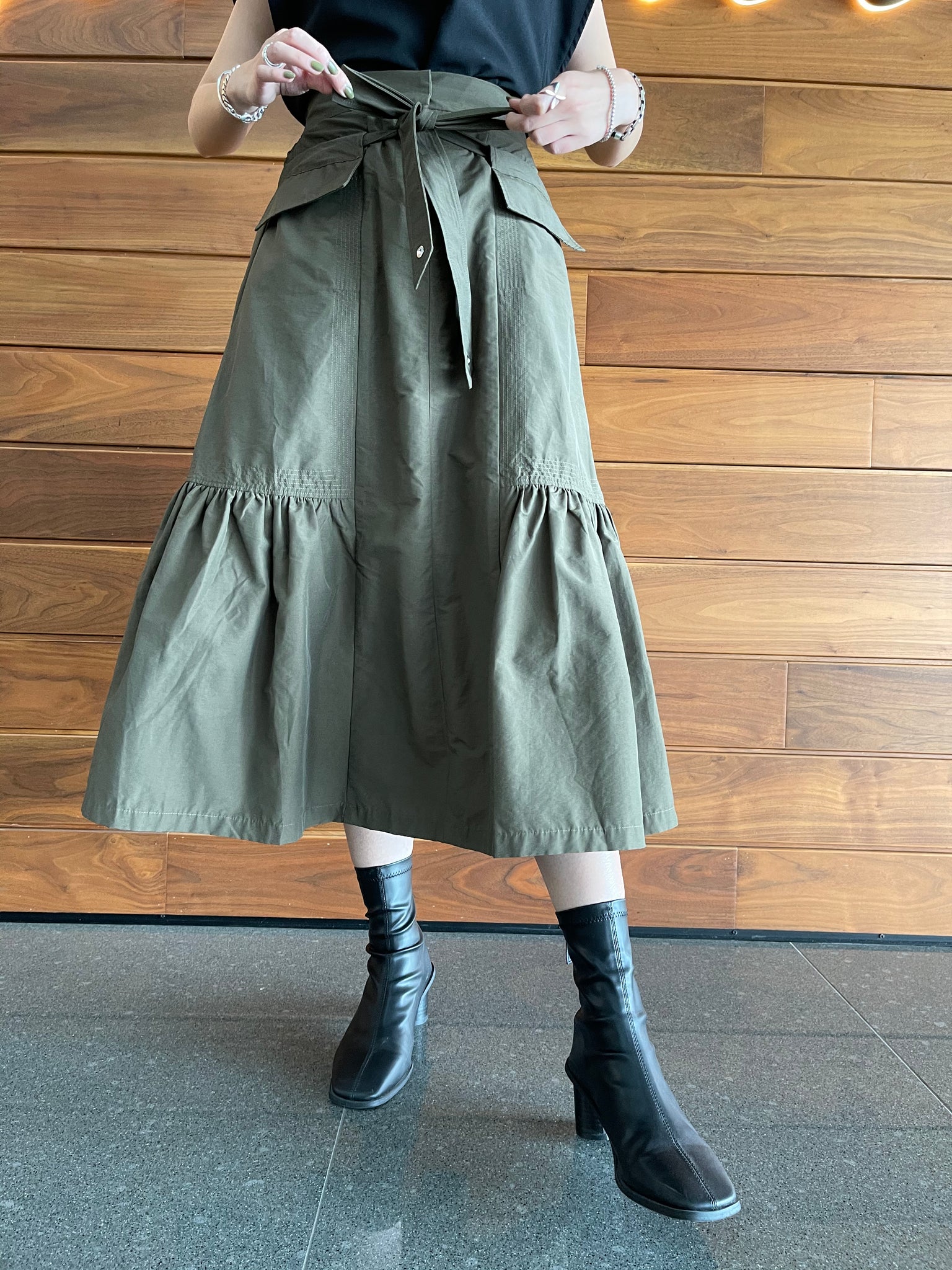 Restructured Waistline Skirt Military Green