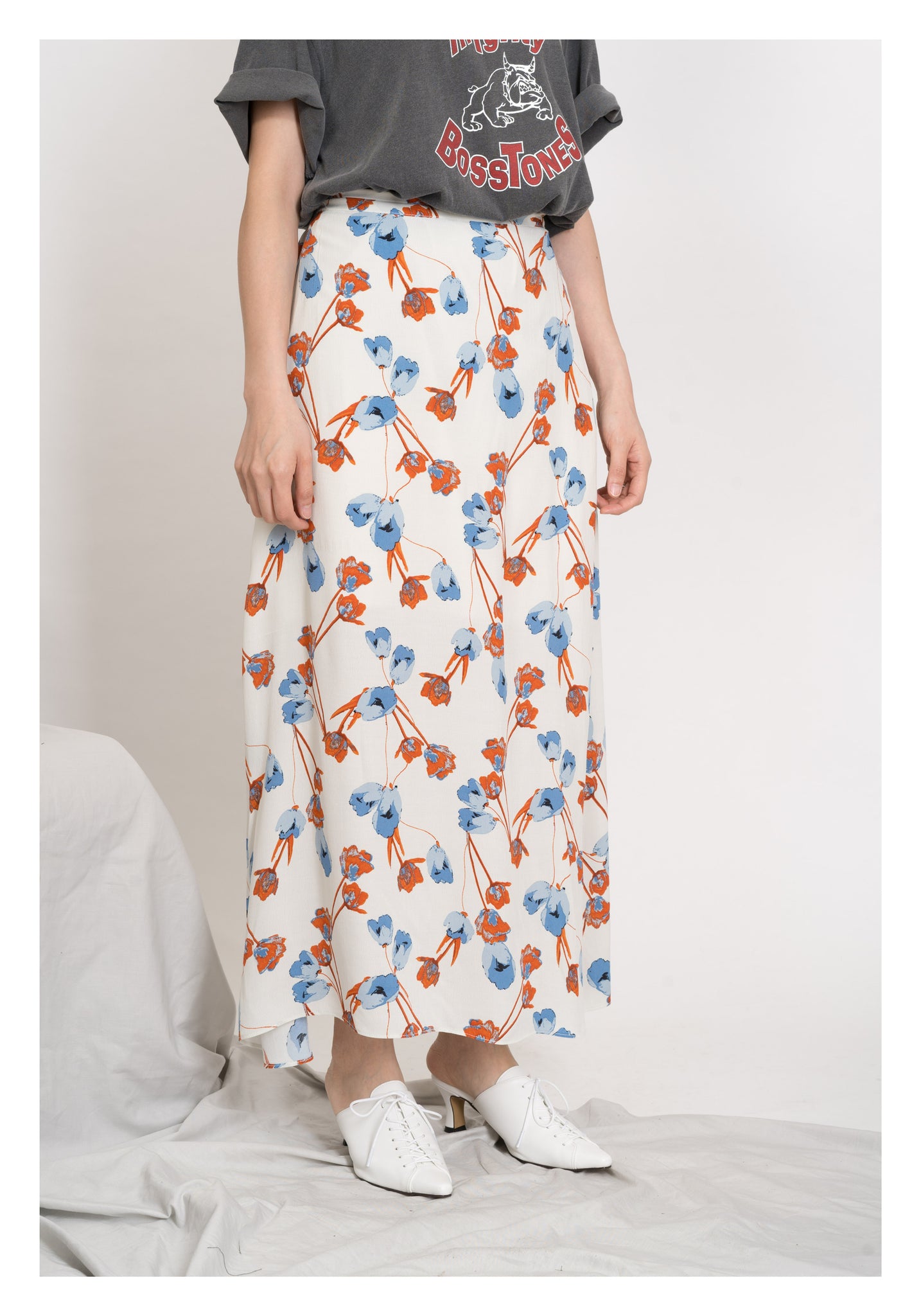 Contrast Floral Flare Skirt White - whoami