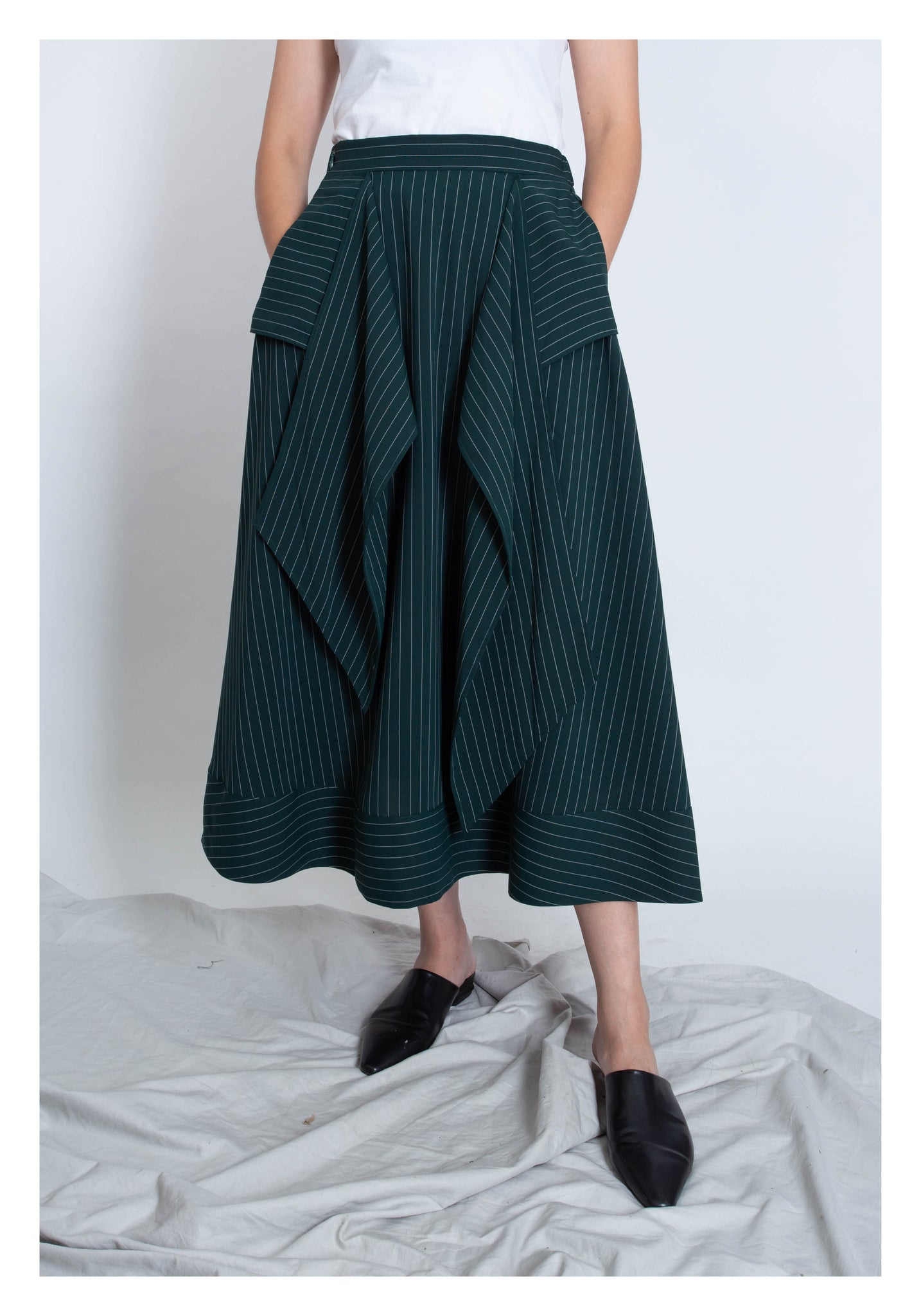Front Tie Stripe Dripping Skirt Dark Green - whoami