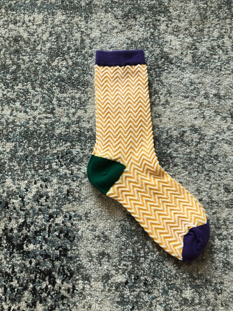 Summer Embossed Wave Socks Yellow - whoami