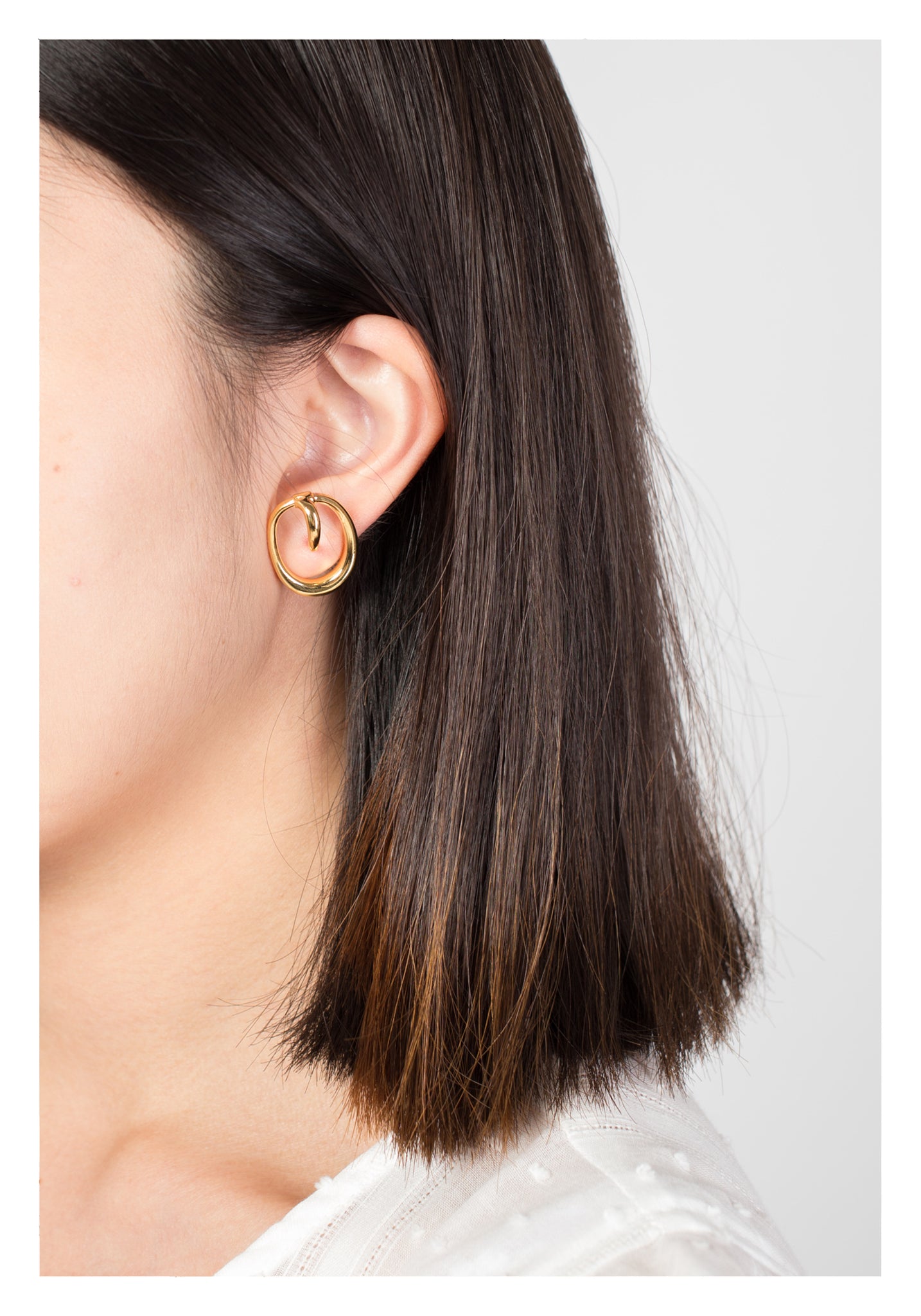 Interlock Ellipse Earrings Gold - whoami