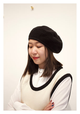 Knitted Beret Black - whoami
