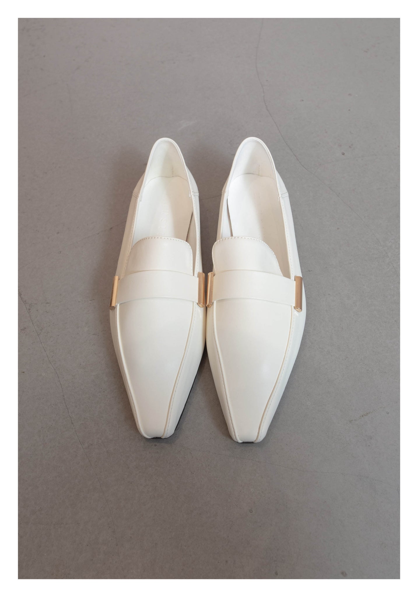 Side Metal Loafer White - whoami