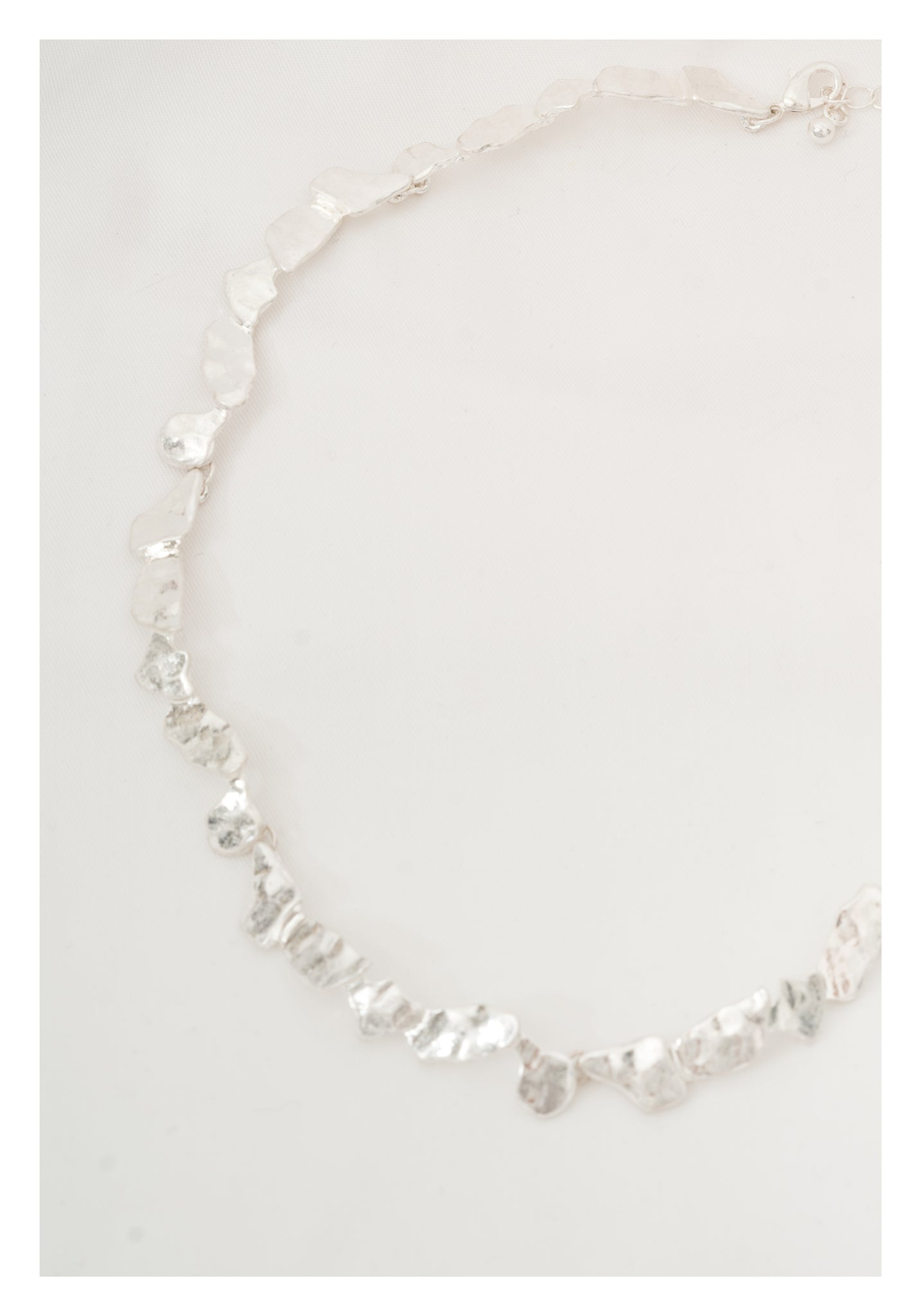 Metal Flakes Necklace Silver - whoami