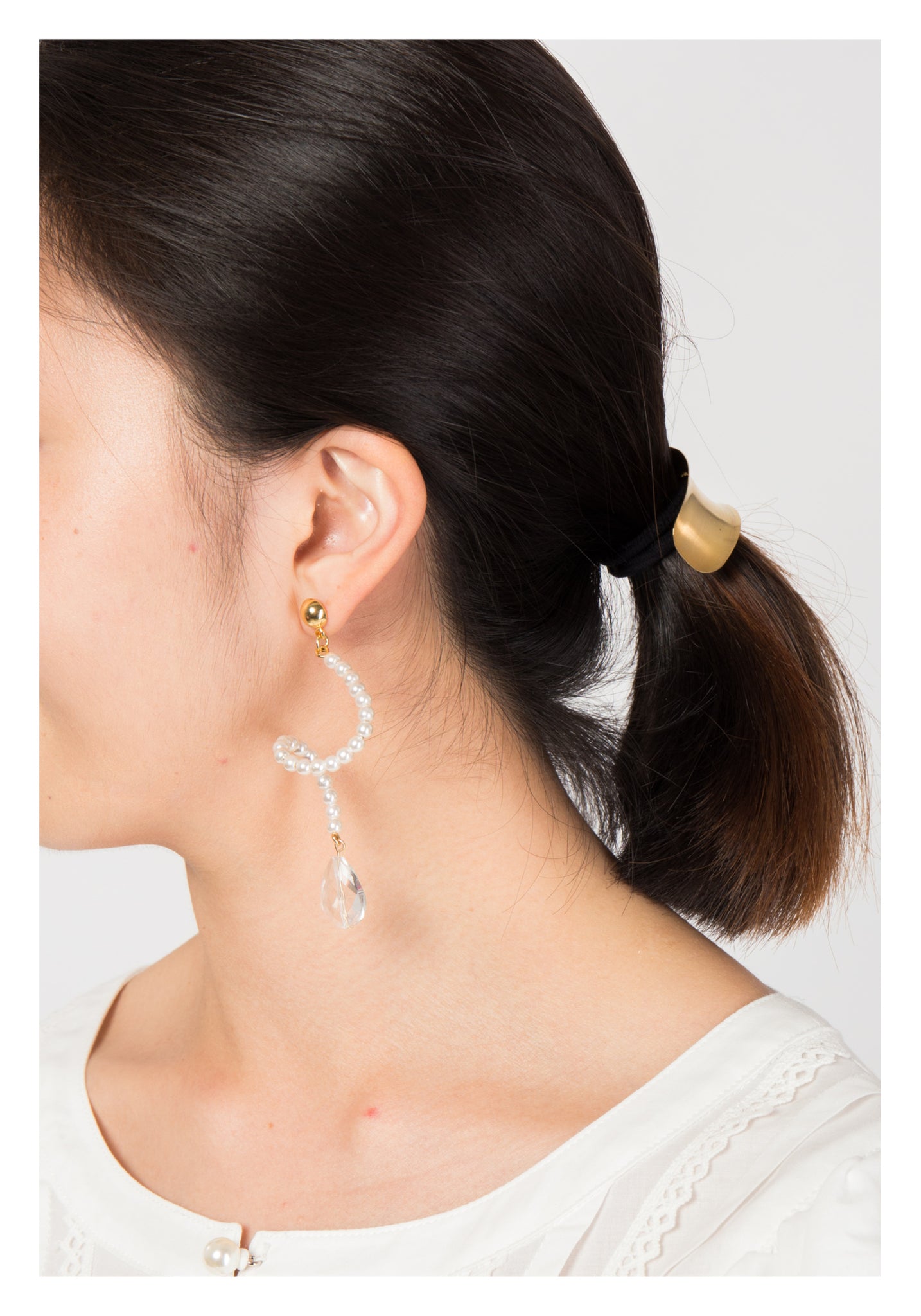 Spiral Pearl Dripping Earrings - whoami