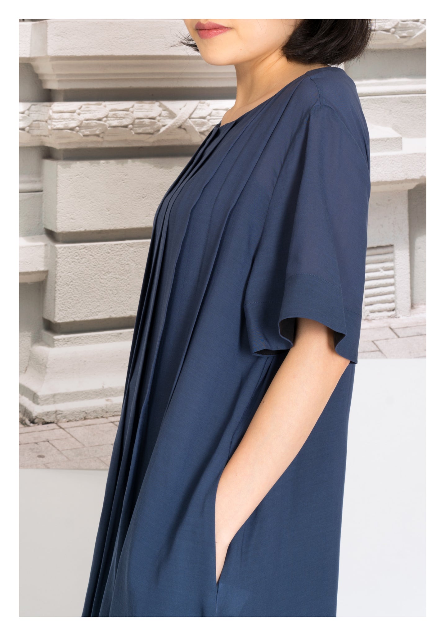 Pleats See Through Long Top Navy - whoami