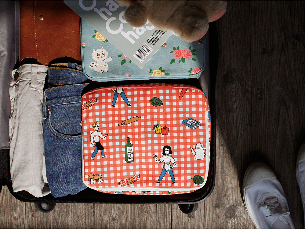 Travel Multi Pouch Cook Together - whoami