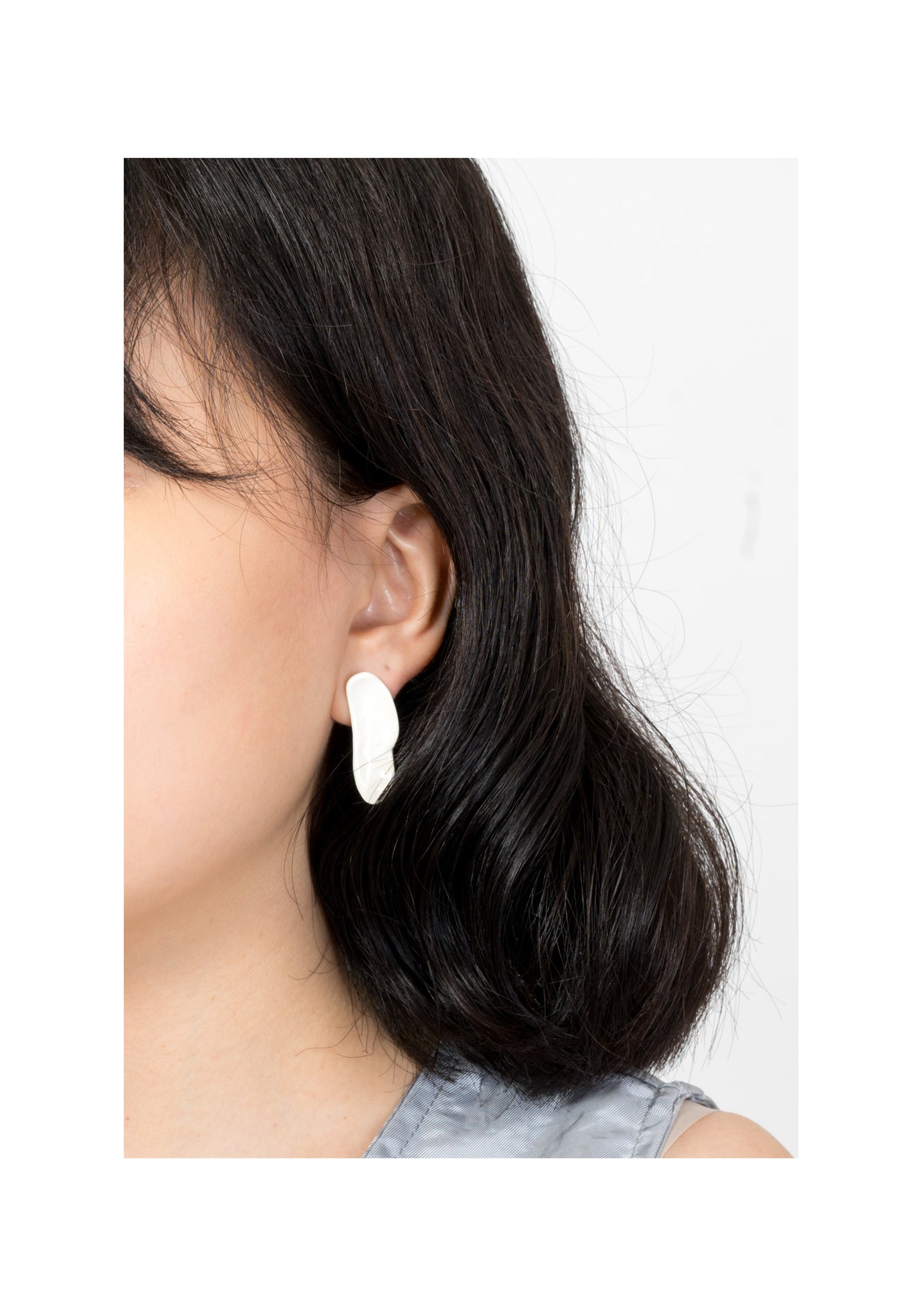 White Clay Earrings White - whoami