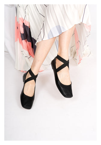 Square Toe Ballet Flats Black - whoami