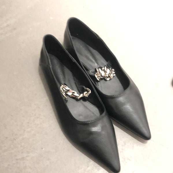 Sample Chain Flats Mulit Black